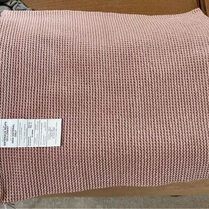 18x18 Pillow Cover - The SAK - NWT